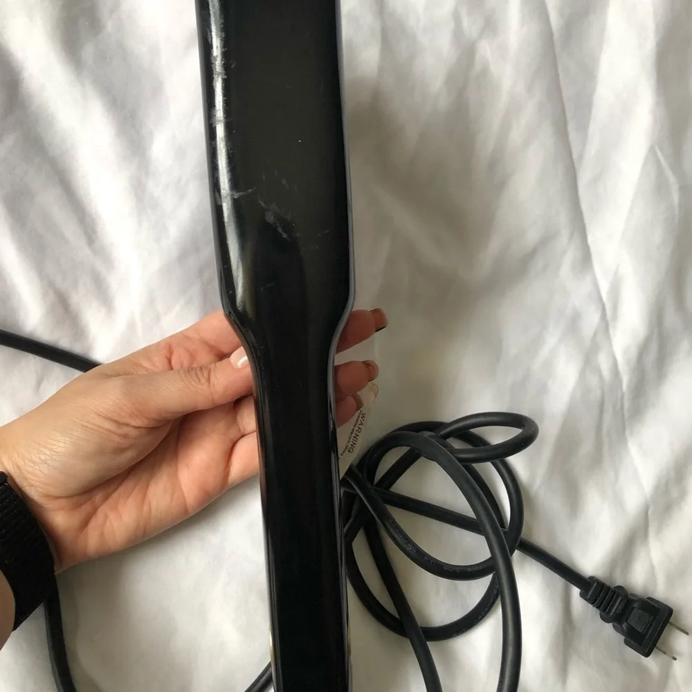 KIPOZI hair straightener flat iron